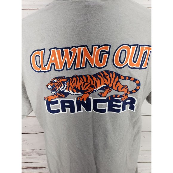AUBURN Alabama clawing out Cancer Football‎ gray medium tee shirt - Picture 6 of 7